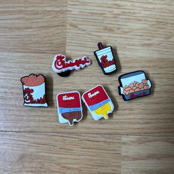 chick Other - Set of 6 Chick Shoe charms for shoes or bracelet NWT